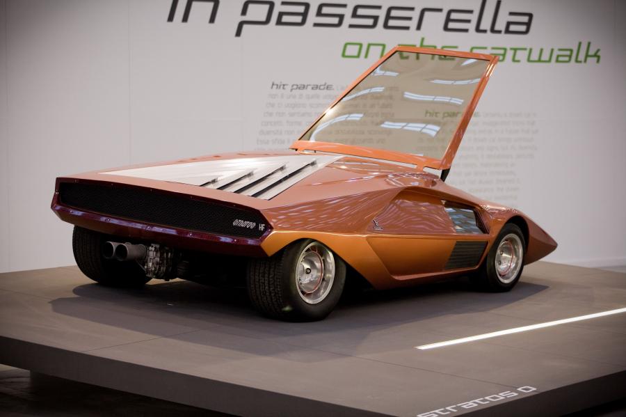  Lancia Stratos Zero Concept 1970 года  (фото 39 из 97)